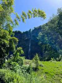 Discovering the Hidden Beauty of Leshan Cave: A Serene Escape in Sichuan