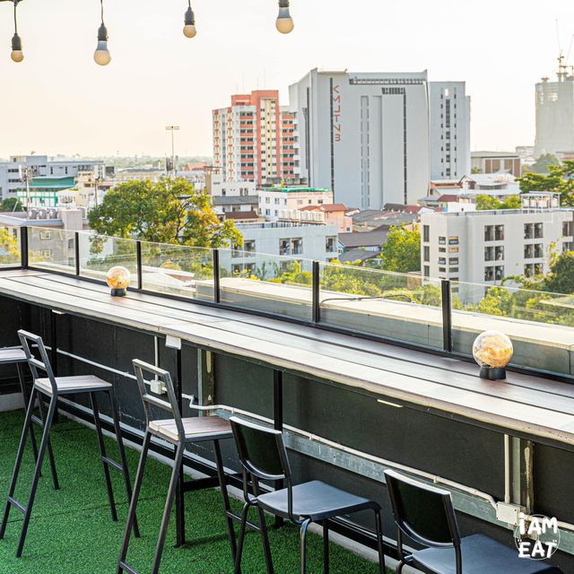 คาเฟ่บนRooftopที่ซ่อนตัวอยู่ในซอยวงศ์สว่าง 