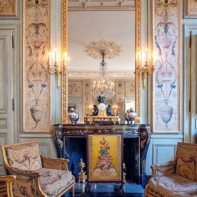 Timeless Elegance: Exploring the Historic Hôtel de la Marine in Paris