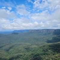 Stunning Views at Echo Point Lookout