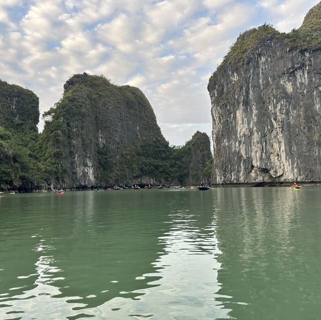 Halong Bay - Thousand Island Paradise