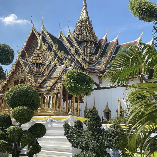 Enjoy the beautiful palace in Bangkok 🇹🇭