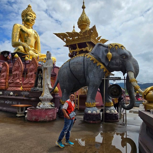 พระพุทธนวล้านตื้อ พระเชียงแสนสี่แผ่นดิน เชียงราย