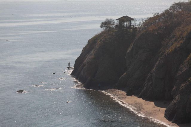 葫蘆島龍回頭景區：海畔的詩意畫卷