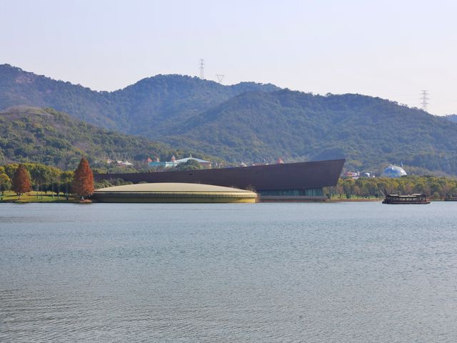 「中華第一舟」在此出土——跨湖橋遺址博物館