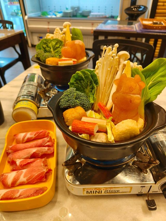 Cute and affordable single pot steamboat @ Atria Mall