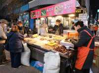 ตามหาของอร่อยๆที่ตลาดมยองดง (Myeongdong Night Market)