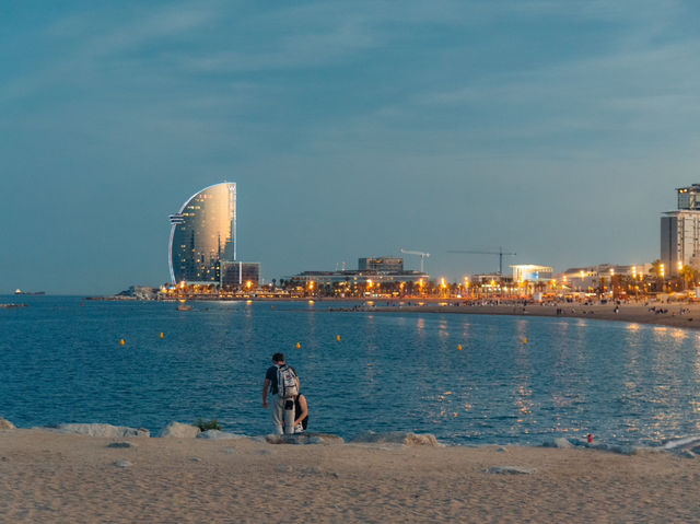 巴塞隆拿地標海灘 Barceloneta Beach