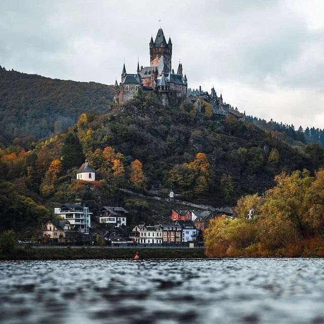 Discover Germany's Enchanting Destinations: Castles, Lakes, and Nature's Marvels! 