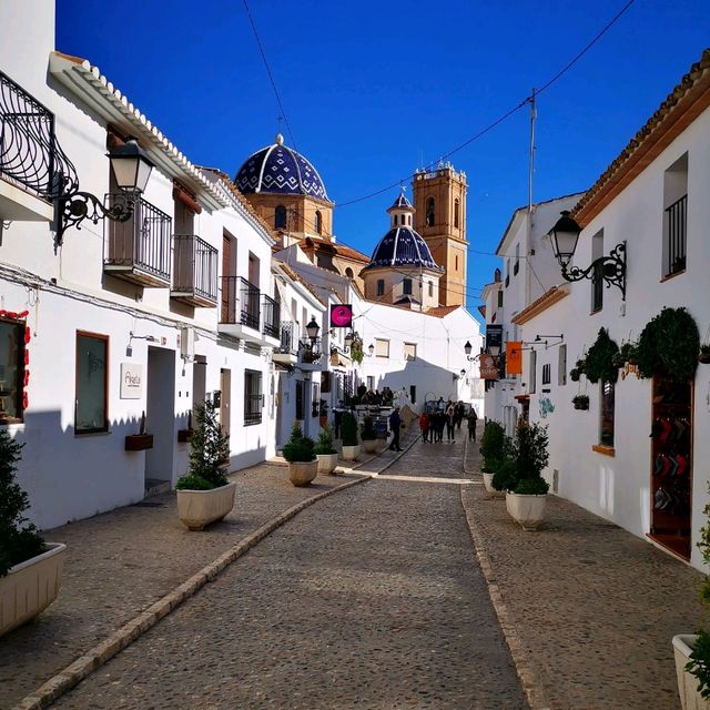 Altea: Spain’s White-Washed Paradise