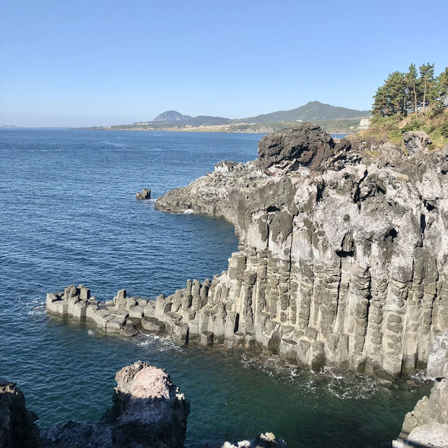 Jusangjeolli: Jeju’s Stunning Hexagonal Rock Wonderland 🇰🇷