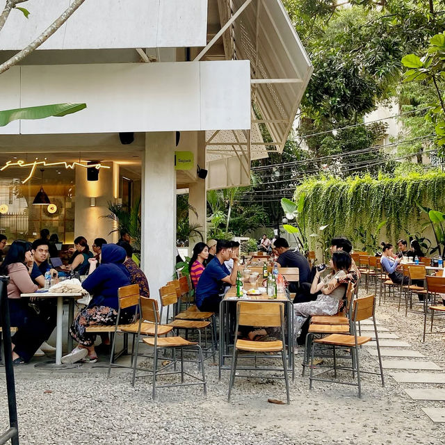 Trendy Hangout Spot at LCC Lucy Curated Jakarta