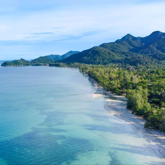 The Splash Koh Chang ที่พักดีพร้อมสวนน้ำสุดอลัง