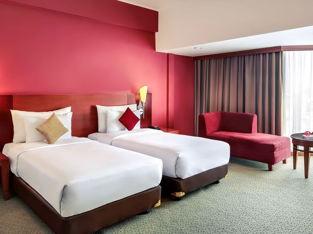 Mercure Jakarta Kota - 雅加達的明珠  評分：4.3 地址：Jl. Ha。