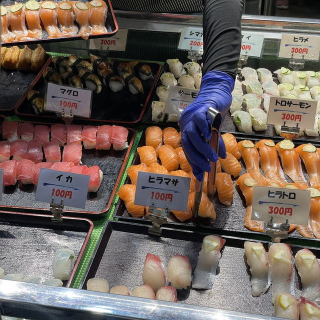 Fresh sushi and railway history around Mojiko Station🍣