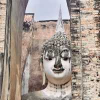 Buddhist statue can talk 