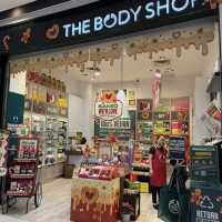 Gifts, Glow & Magic: My Christmas Shopping at The Body Shop 