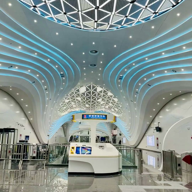 Xi'an Metro Line 8 Hanyao Station. The beauty of architecture design 