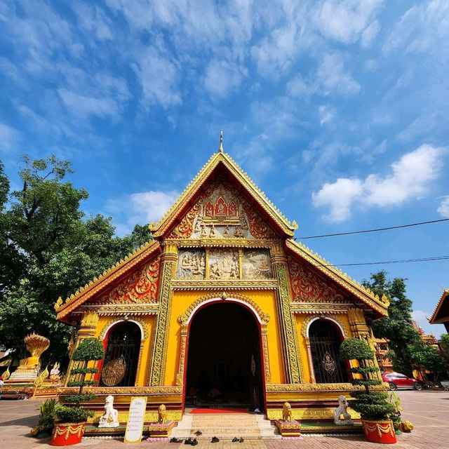 วัดศรีเมือง (Wat Si Muang) 