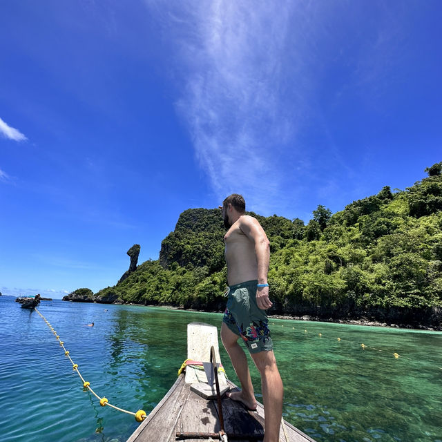 Tropical Paradise in Phuket and Phi Phi Islands 🌴