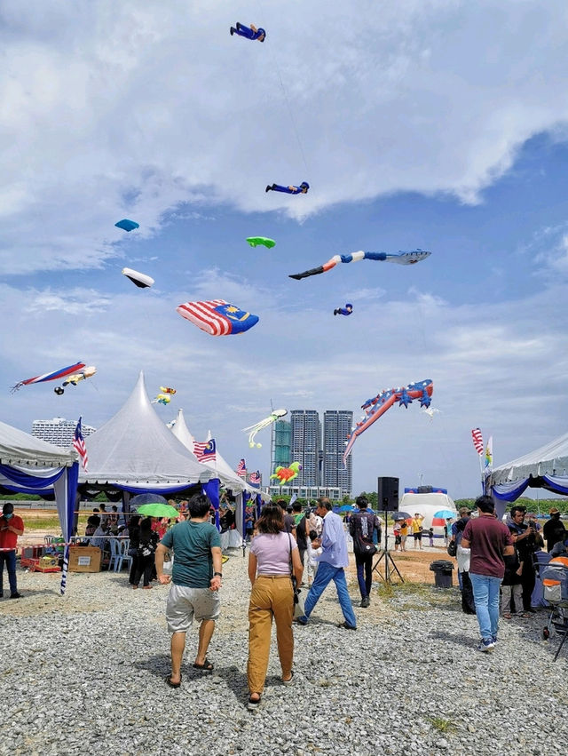 Gaint Kite Festival in Malaysia Day