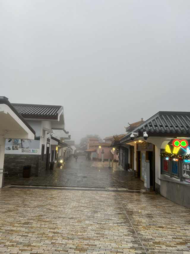 พาขึ้นกระเช้านองปิงไหว้พระใหญ่ในวันที่ฝนตก 🚡