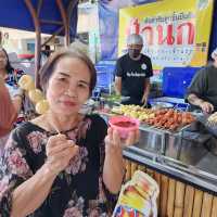 ศาลหลักเมือง สถานีรถไฟ ลูกชิ้นยืนกิน บุรีรัมย์