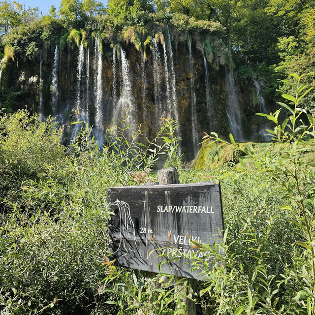 Plitvice Lakes: Croatia’s Cascade of Colors