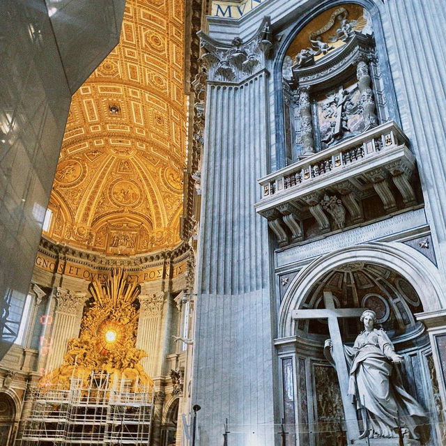 Vatican City - Beautiful Basilica of St Peter 🗺️