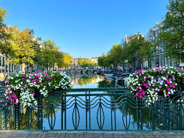 Cycling is key to Amsterdam’s character 🇳🇱