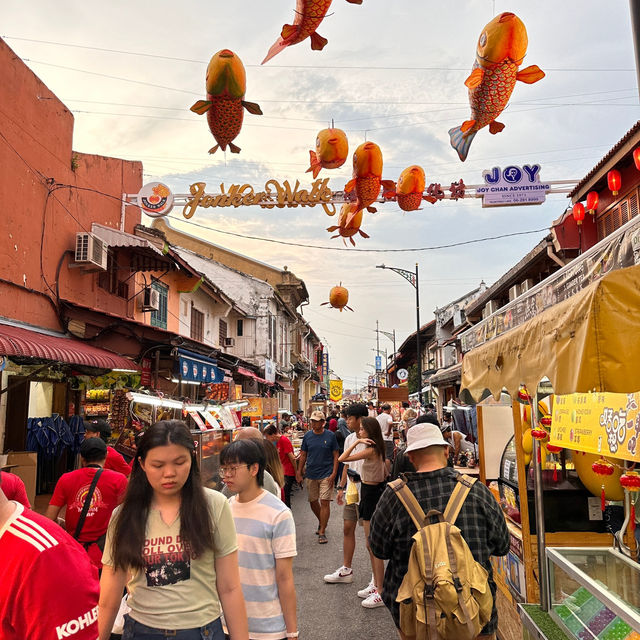 My Exciting Walk at Jonker Walk Melaka!