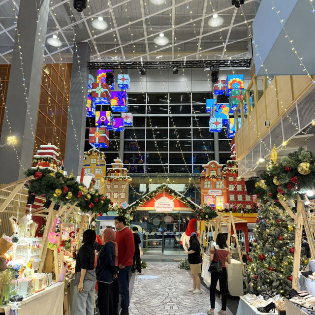 A Whimsical Christmas Wonderland Awaits at IPC!