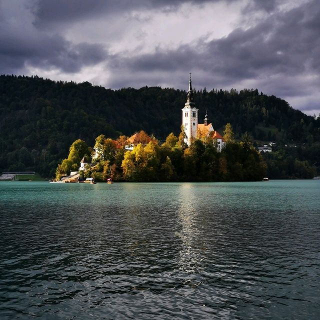 In the Heart of Bled: An Autumn Sojourn