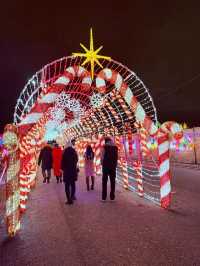 Explore the Illumi Light Show in Mississauga