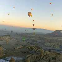 AN UNFORGETTABLE HOT AIR BALLOON RIDE!