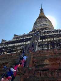 蒲甘欣賞日出日落第一名的景點：瑞山都塔 Shwesandaw Pagoda