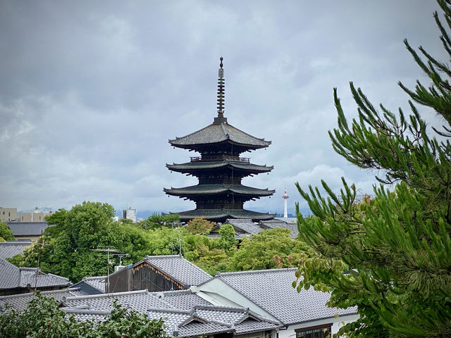 京都高台寺、靈山觀音、八坂塔。