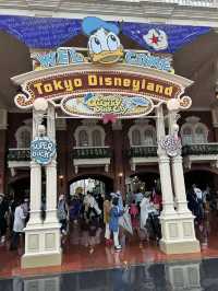 พาชม Tokyo Disneyland 1 วันเต็มๆ 🏰 