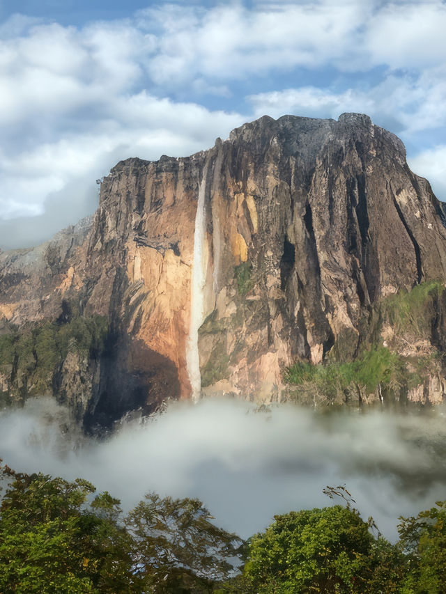 The highest waterfall on earth