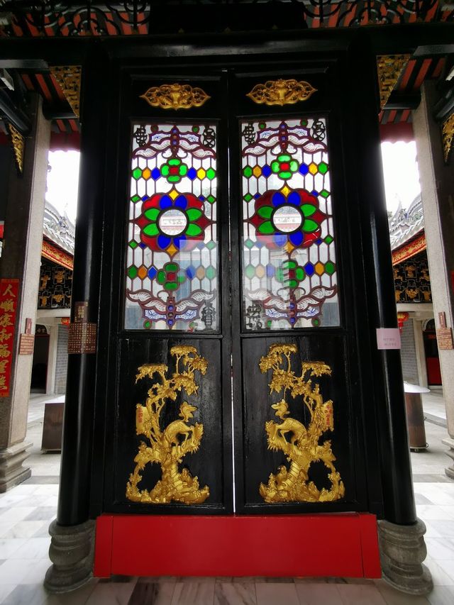 Chan She Shu Yuen Clan Ancestral Hall 🍁💋