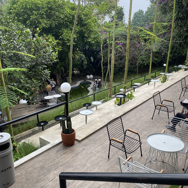  A Chic Urban Haven in Bogor Zest Hotel