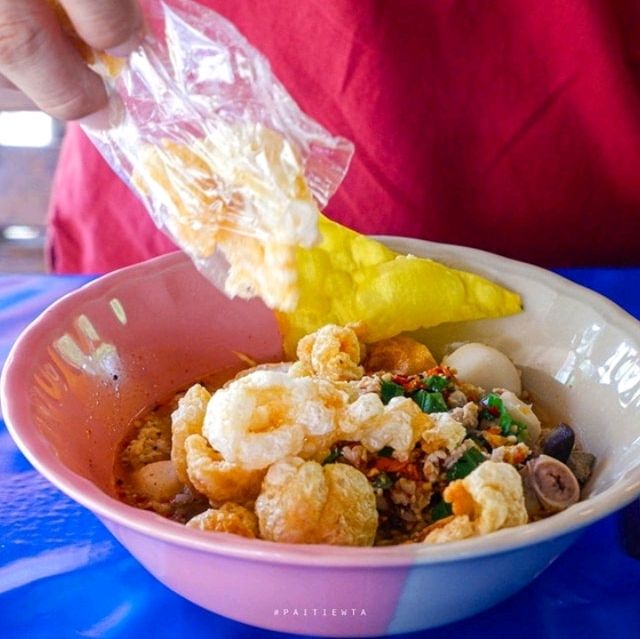  ร้านก๋วยเตี๋ยวไม้ฟืน ต้มยำโบราณ บ่อดาน พังงา