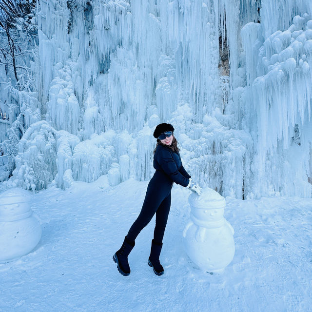 น้ำตก หิมะ ที่ snow valley in harbin