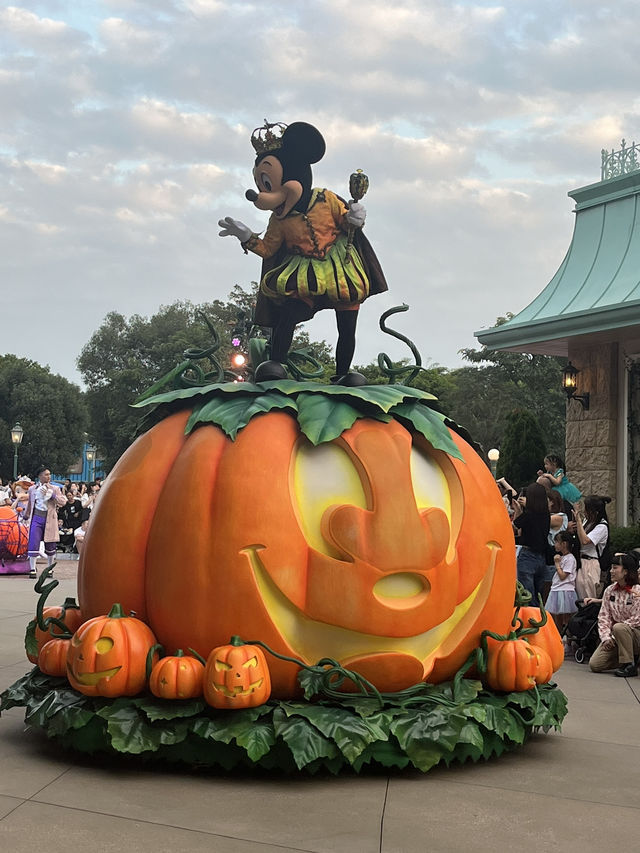 萬聖節🎃中的香港迪士尼樂園🏰🎭