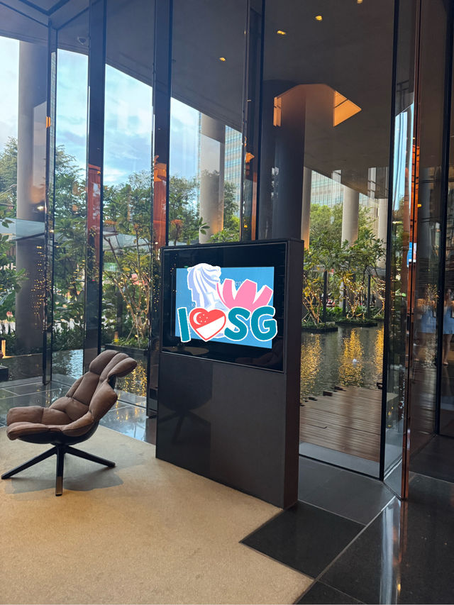 🇸🇬 Elegant Entry: The Lobby of PARKROYAL COLLECTION Pickering, Singapore