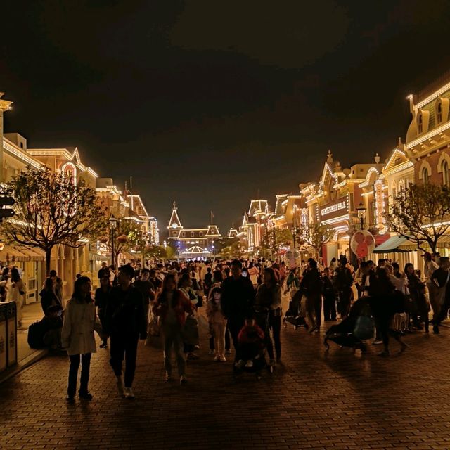 My Hong Kong Disneyland Experience