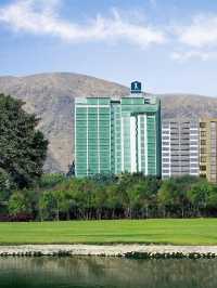 🌟 Luxe Lima Lodgings: Golf, Gourmet & Great Views 🌟