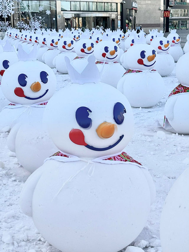 100個小雪人空降，快來打卡