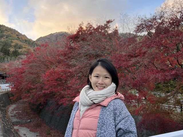 Charming Lake Kawaguchi during falls