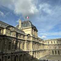 🖼️🎨 Louvre Museum, Paris France!